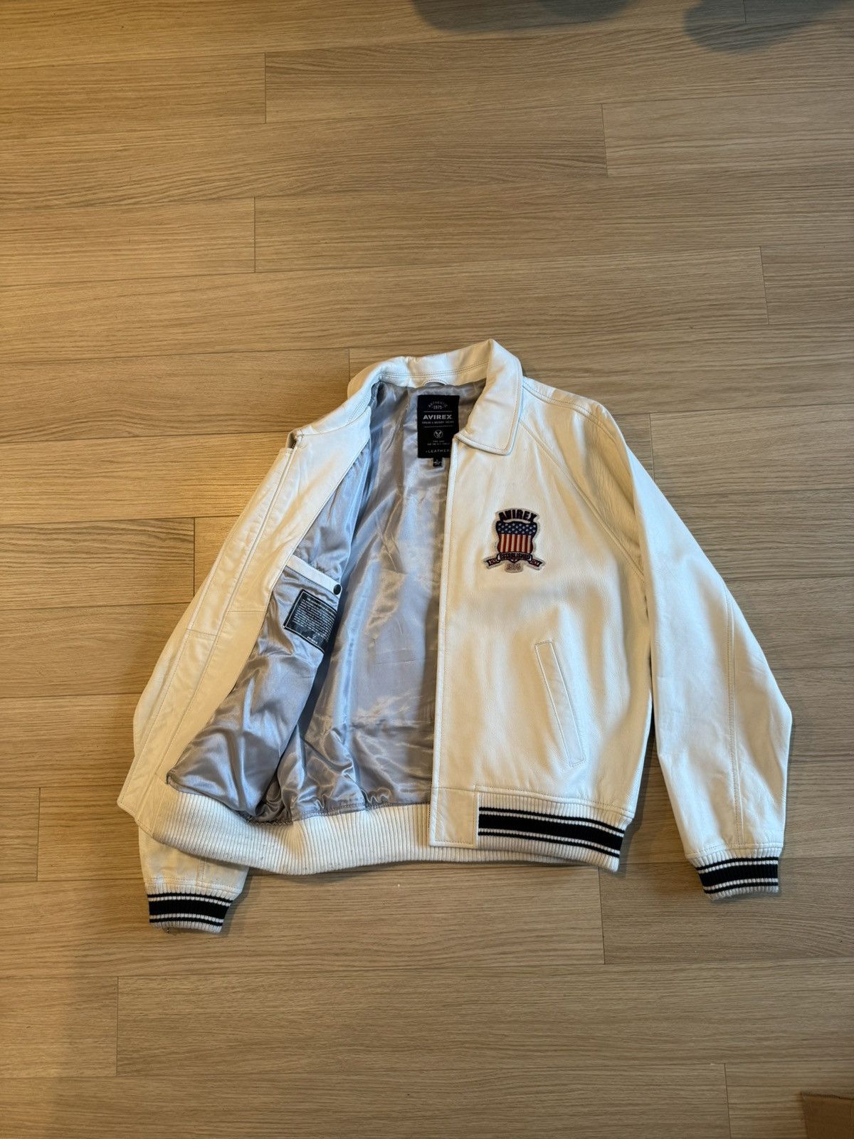 Avirex Avirex White Leather Jacket Size US L / EU 52-54 / 3 - 4 Thumbnail