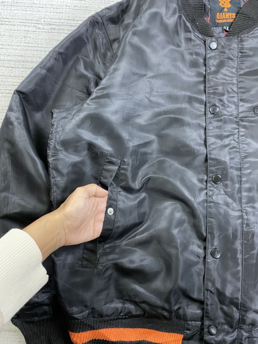 Giant × Vintage Vintage Yomiuri Giants Baseball Buttoned Bombers Jacket Size US L / EU 52-54 / 3 - 7 Thumbnail