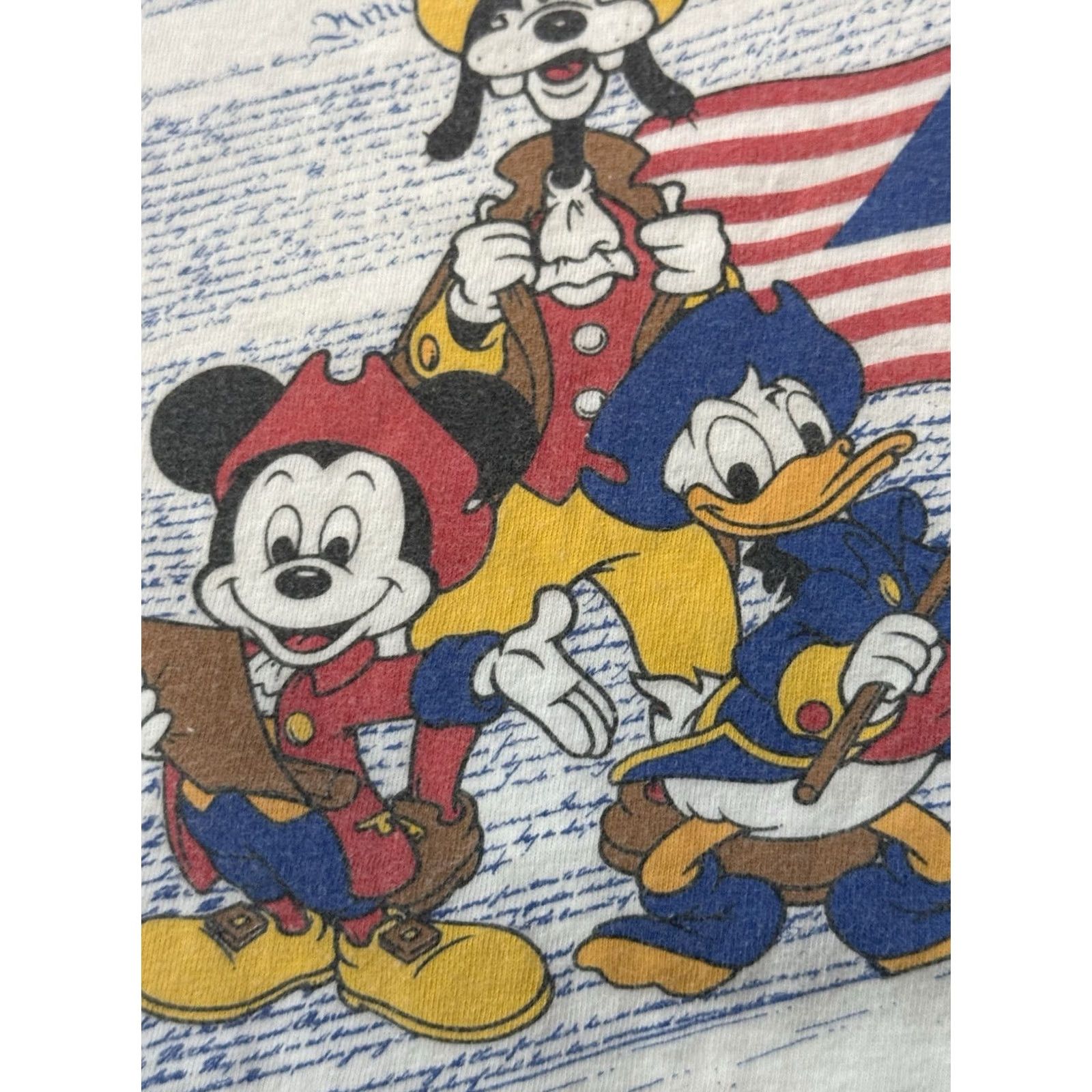 Disney VINTAGE Disney Character Fashions We The People Shirt XL Mickey Goofy USA T-Shirt Short Sleeve Crew Neck White 1990s 80s 90s Size US XL / EU 56 / 4 - 4 Thumbnail