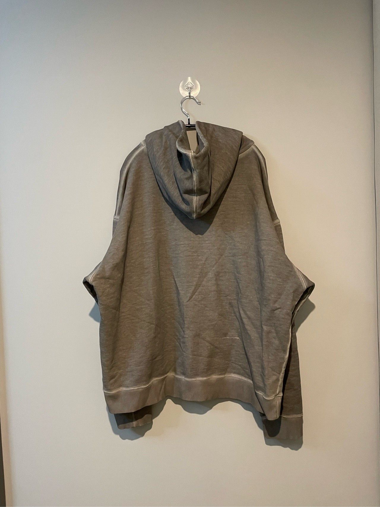 Maison Margiela Maison Margiela Margiela washed gray portrait digital hoodi Size US M / EU 48-50 / 2 - 2 Thumbnail