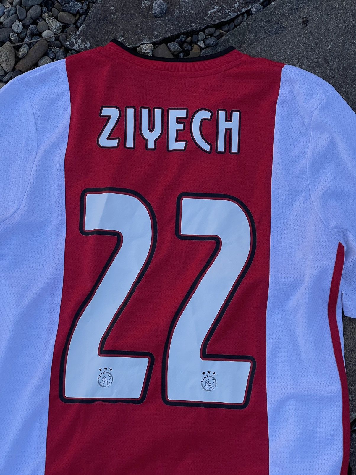 Adidas 2019 Adidas Ajax #22 Ziyech soccer jersey Size US XS / EU 42 / 0 - 7 Thumbnail