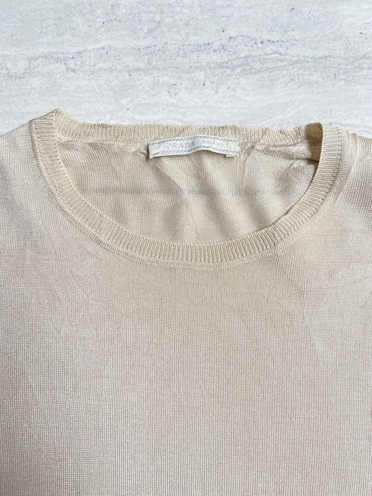 Prada PRADA Milano Cream T-shirt Size XS / US 0-2 / IT 36-38 - 5 Thumbnail