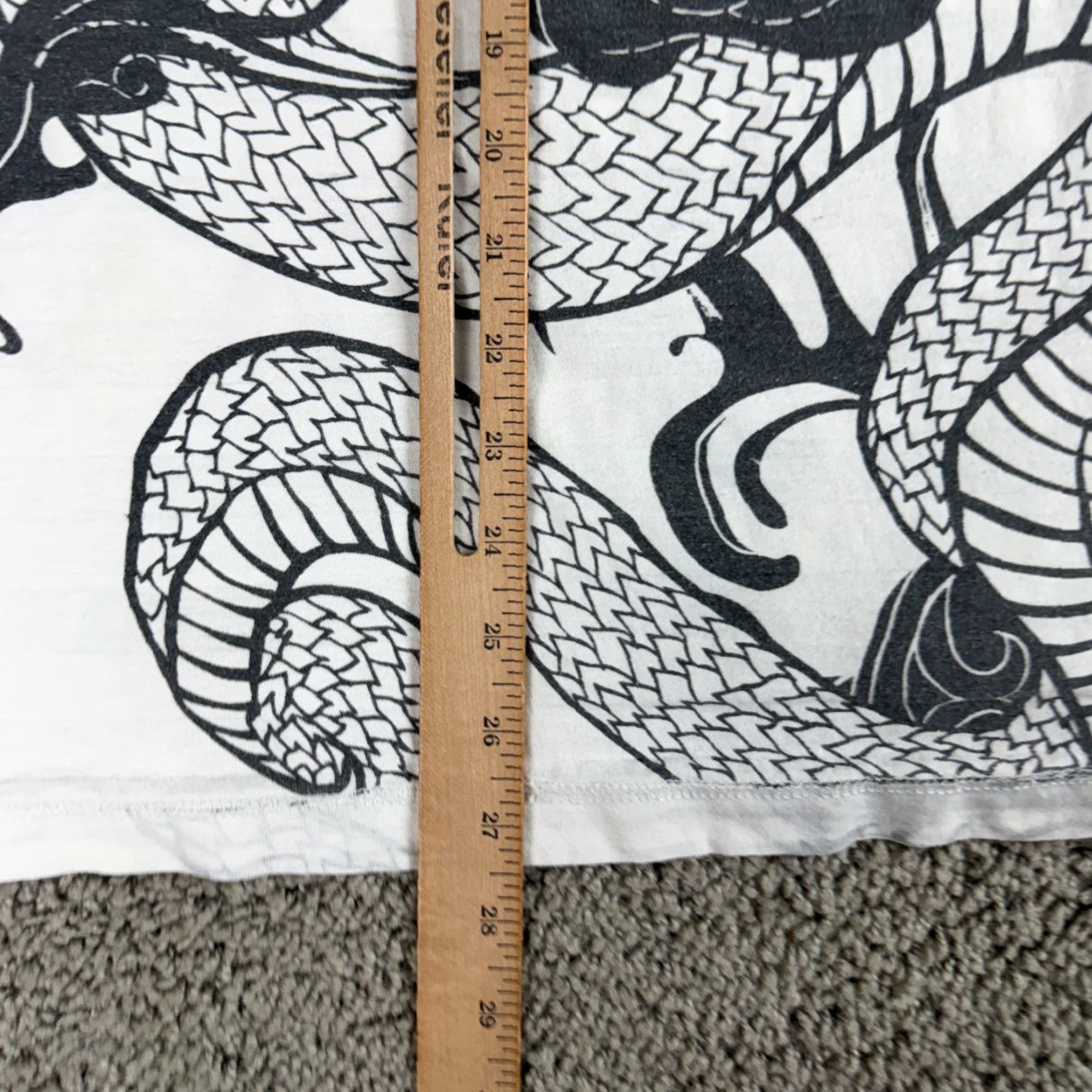Ecko Unltd. Marc Ecko Shirt Mens XL White Gray Snake Reversible Print Size US XL / EU 56 / 4 - 7 Thumbnail