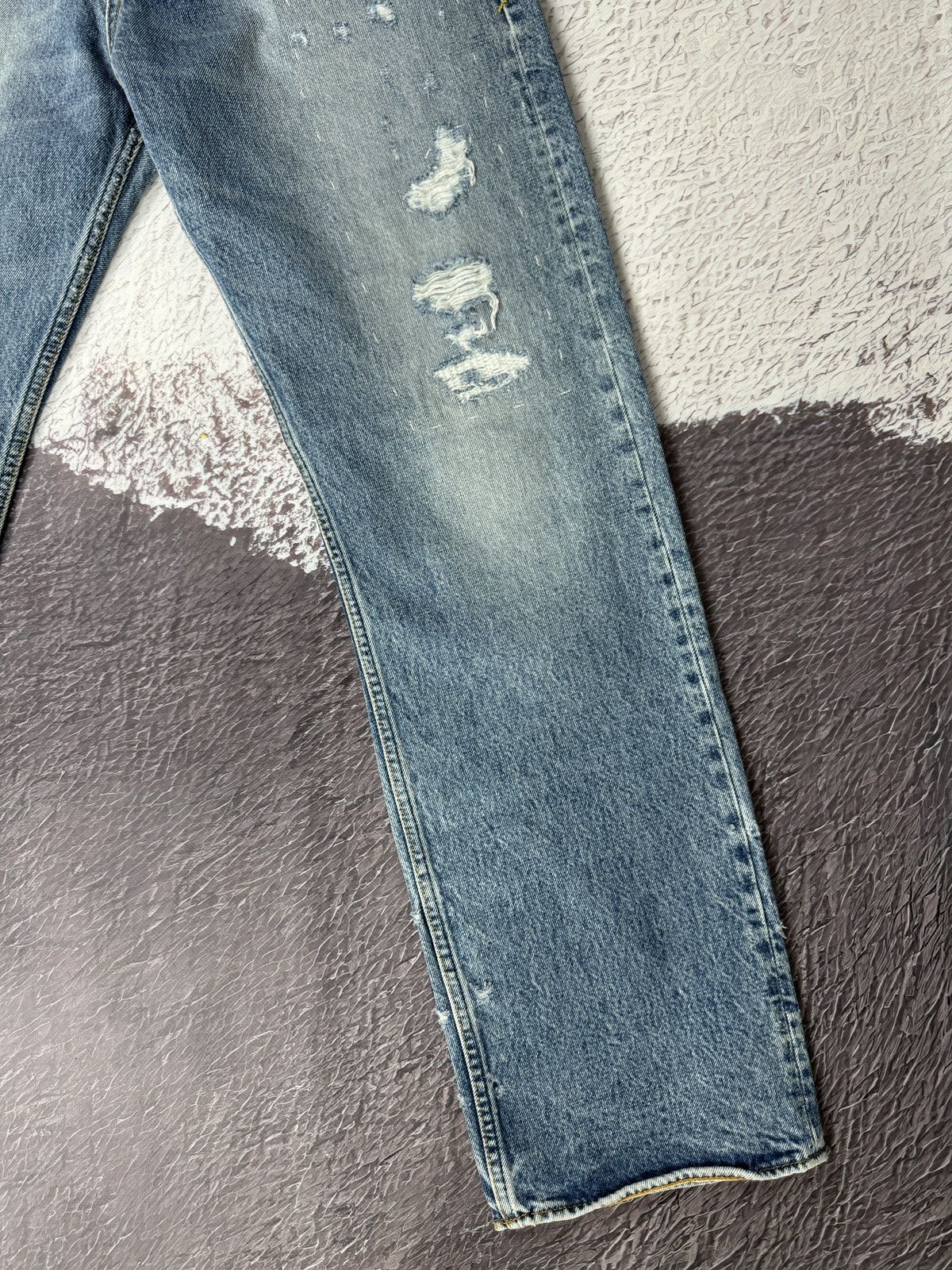Kings Of Indigo Kings of Indigo KOI Light vintage destroyed high rise jeans Size US 34 / EU 50 - 16 Thumbnail