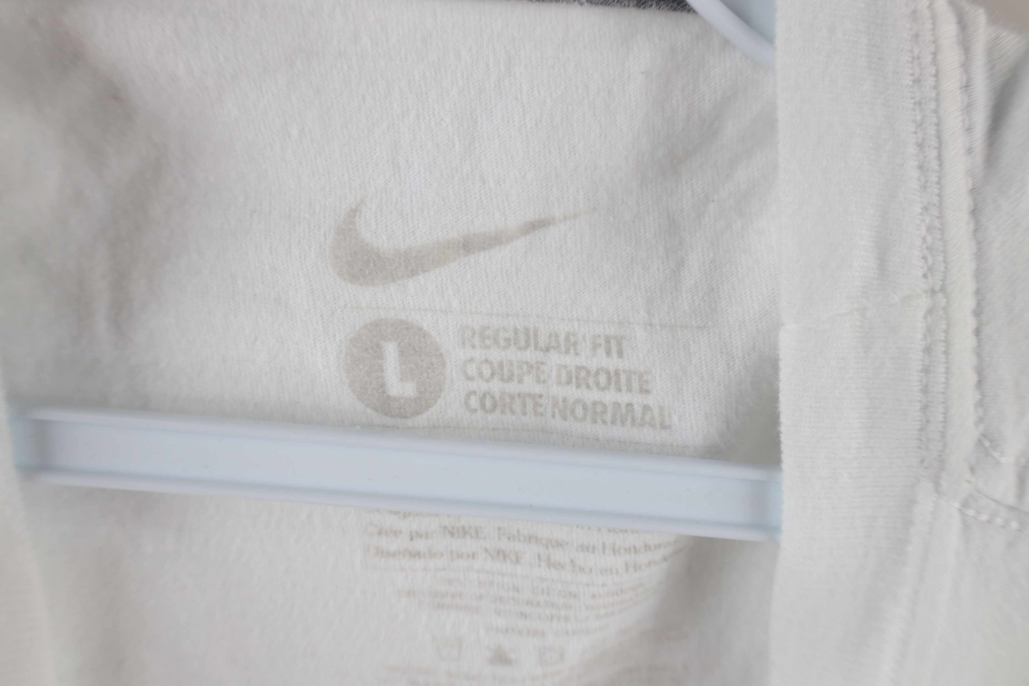 Nike × Vintage Vintage Nike Big Logo Duke University Short Sleeve T-Shirt Size US L / EU 52-54 / 3 - 6 Thumbnail