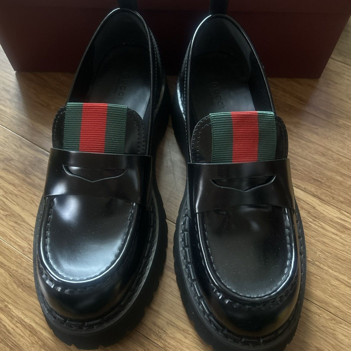 Gucci Gucci W Thea Moccasin Leather Web Spice Loafer size 39.5 Size US 9.5 / IT 39.5 - 5 Thumbnail