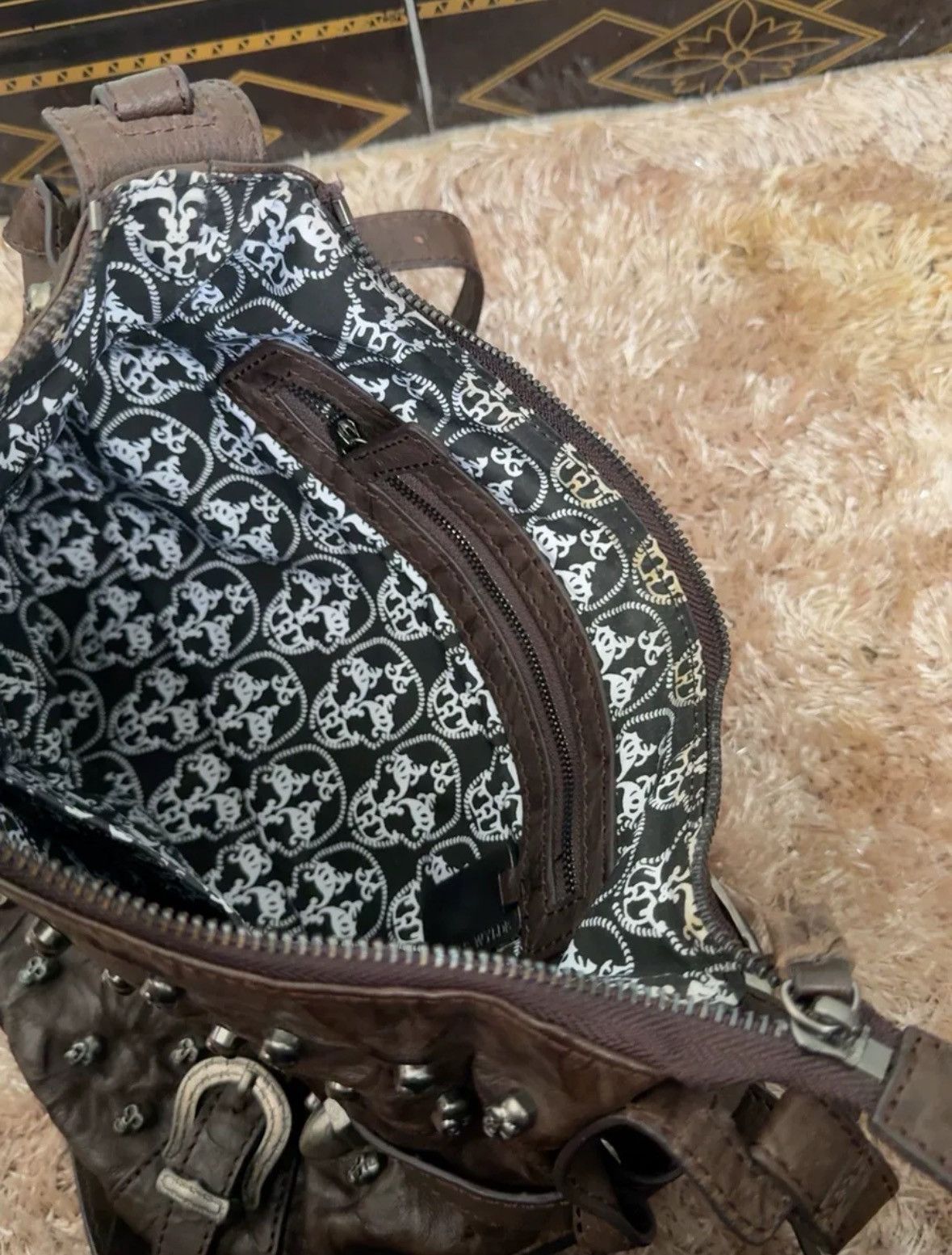 Thomas Wylde thomas wylde punk brown leather crossbody bag w skull studs Size ONE SIZE - 7 Thumbnail