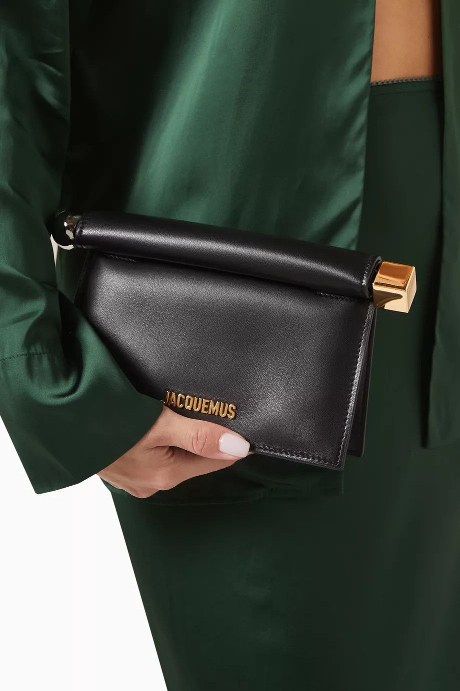 Jacquemus os11x0826 Size: OS / La Petite Pochette Rond Clutch Bag Size ONE SIZE - 5 Thumbnail