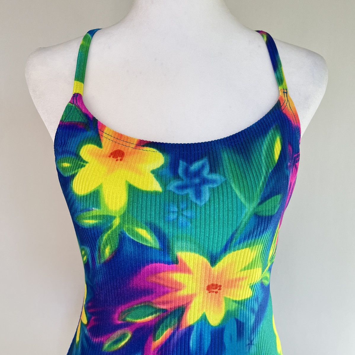 Catalina Vintage 90’s Catalina Floral Tropical One Piece Swimsuit Size M / US 6-8 / IT 42-44 - 4 Thumbnail