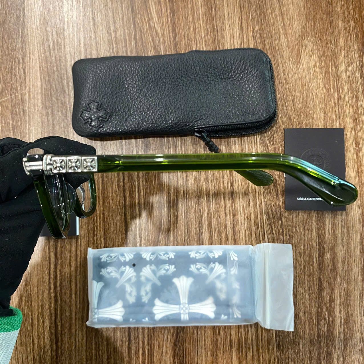 Chrome Hearts CHROME HEARTS SMOKE SHOW EYEGLASSES Size ONE SIZE - 6 Thumbnail