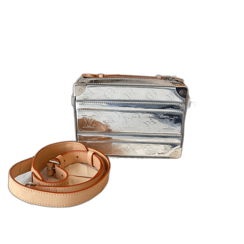 Louis Vuitton LV Silver Patent Leather Handbag with Strap Size ONE SIZE - 1 Thumbnail