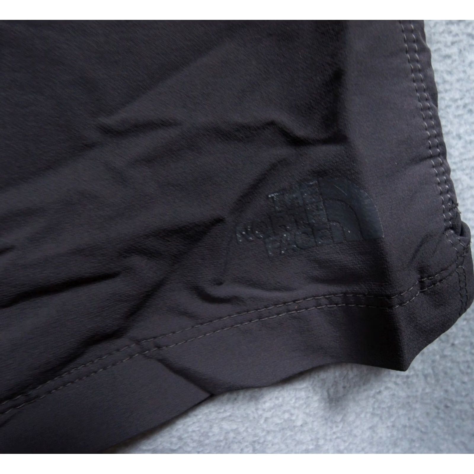 The North Face The North Face Shorts Mens 32 Gray Belted Stretch Zip Pockets Outdoors Nylon Short pants Size US 32 / EU 48 - 4 Thumbnail