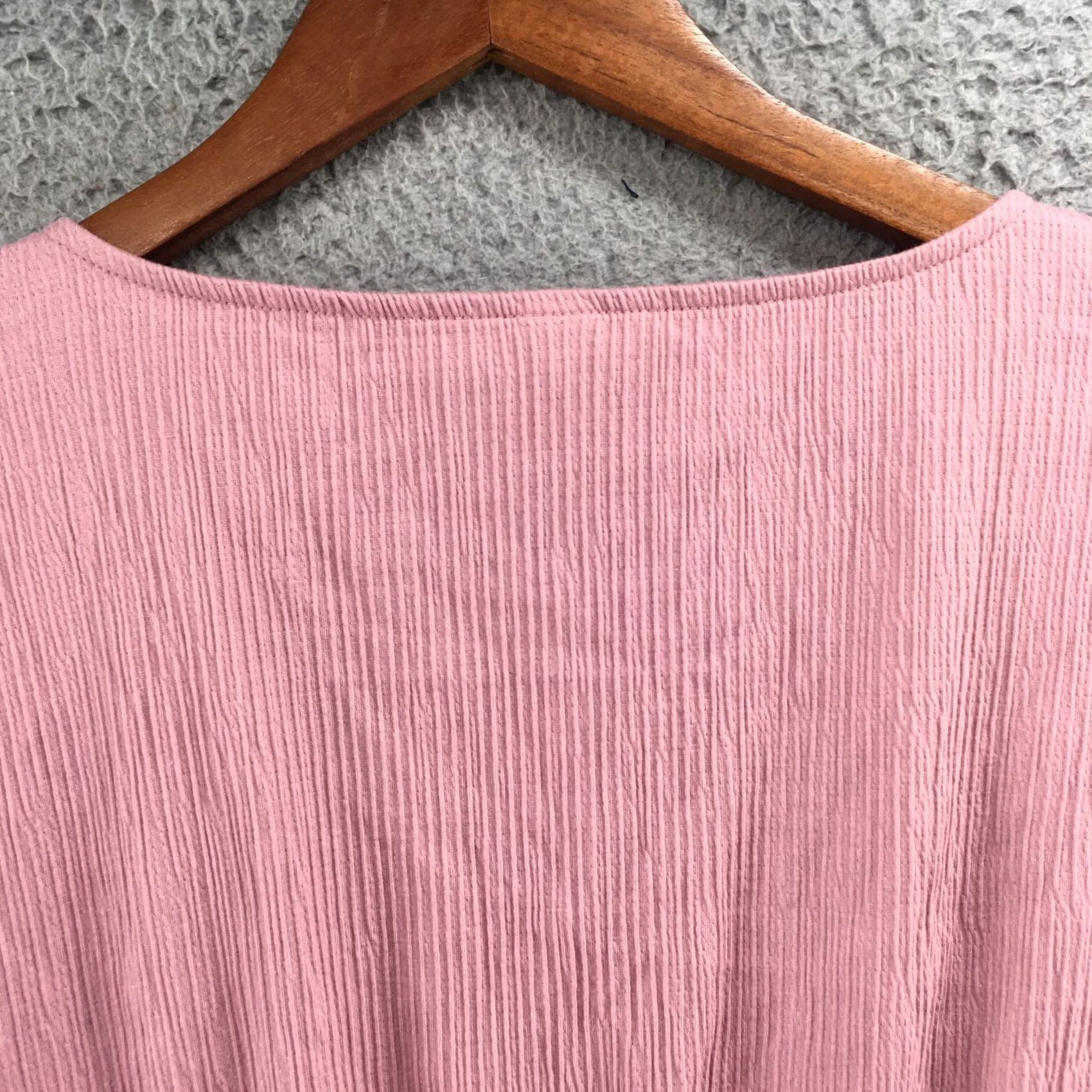 Old Navy Old Navy Blouse Tops Womens XS Pink Vneck Sleeveless Gartered Pullover Casual NEW Size XS / US 0-2 / IT 36-38 - 7 Thumbnail