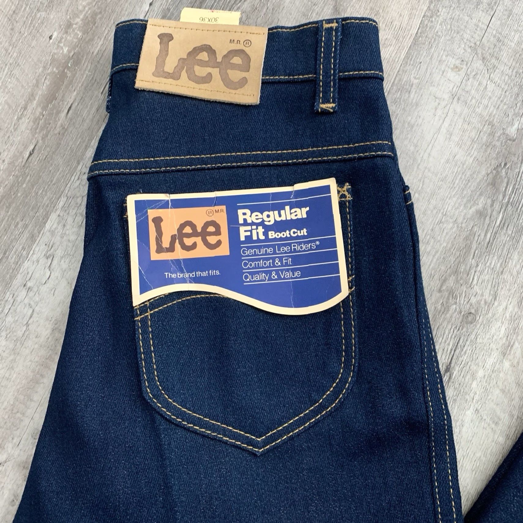 Lee NEW VINTAGE LEE RIDERS REGULAR FIT BOOT CUT DENIM JEANS LEATHER PATCH USA 30x36 Size US 30 / EU 46 - 7 Thumbnail