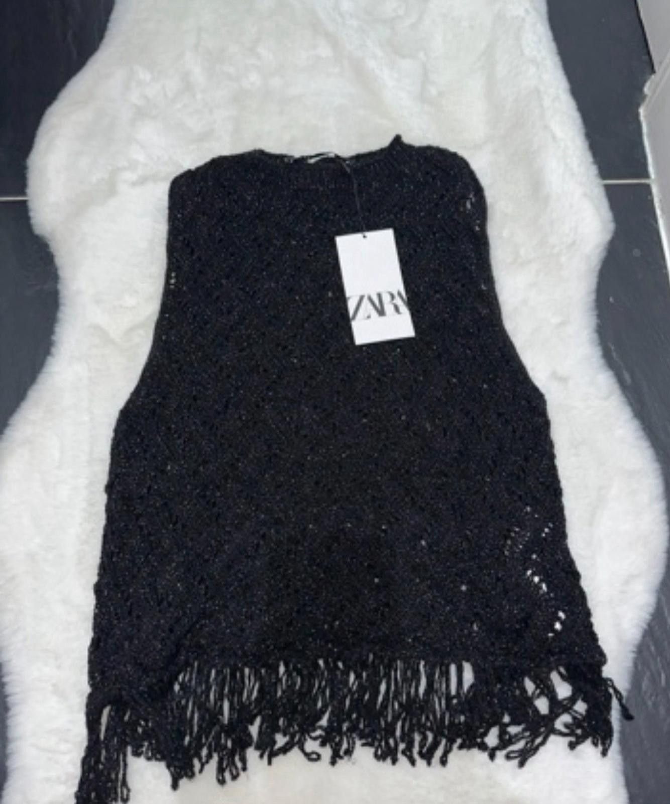 Zara ZARA Soft Vest with Metalic thread ,Size M Size M / US 6-8 / IT 42-44 - 1 Thumbnail