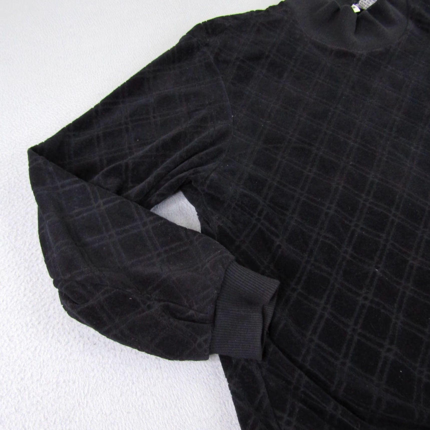 Vintage VINTAGE Alfred Dunner Sweater Petite Large Black Argyle Pullover Long Sleeve Shoulder Pads Womens Size L / US 10 / IT 46 - 3 Thumbnail