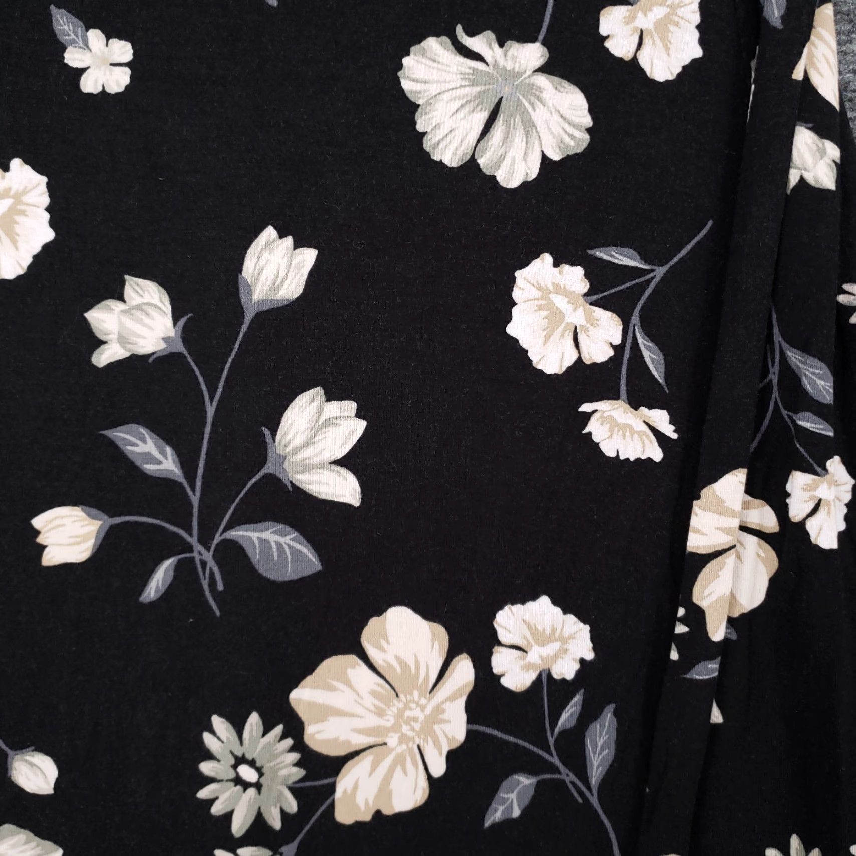 Old Navy Old Navy Dress Womens 1X 1 Plus Black Floral Long Sleeve Shift Knee-Length Dress Size XL / US 12-14 / IT 48-50 - 4 Thumbnail