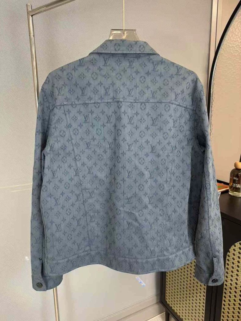 Louis Vuitton Louis Vuitton Blue presbyopic denim jacket Size US M / EU 48-50 / 2 - 2 Thumbnail