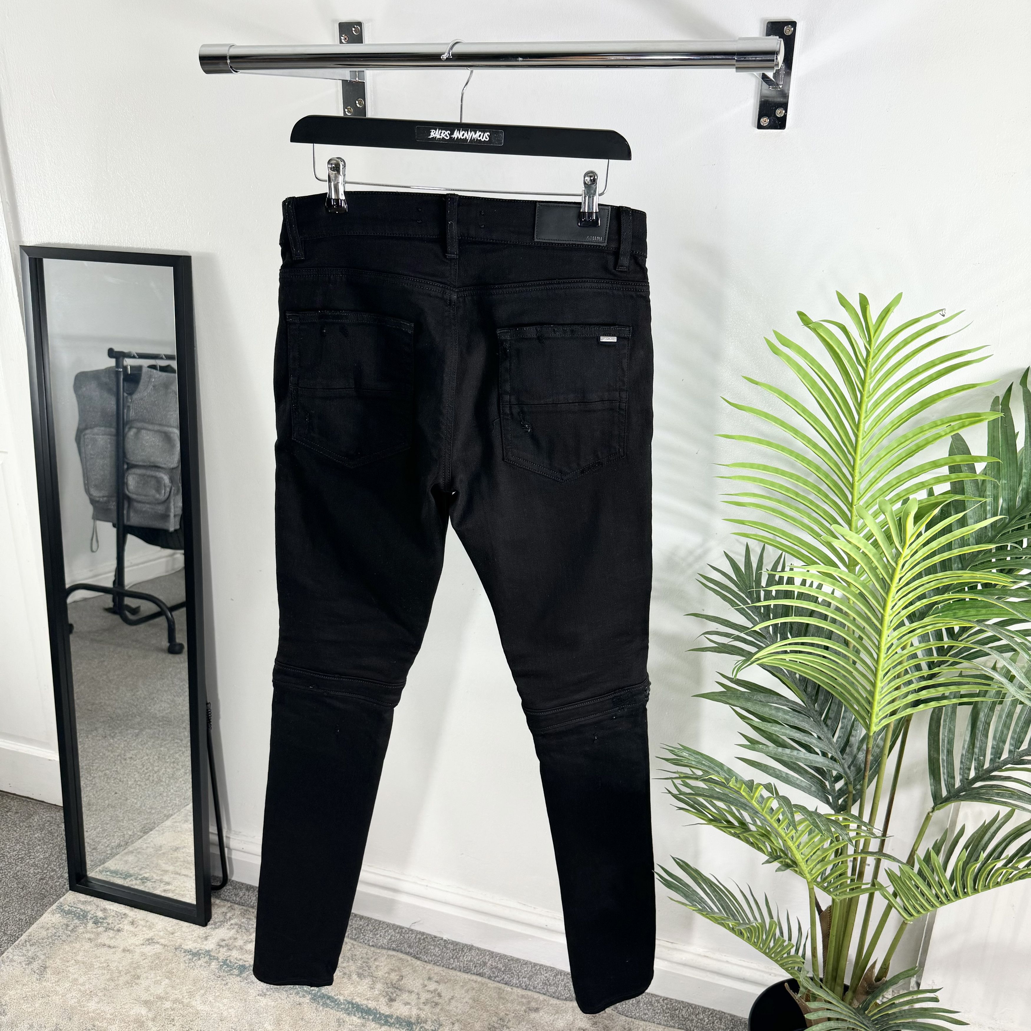 アミリ サイドラインダメージ加工スキニーデニムパンツ メンズ