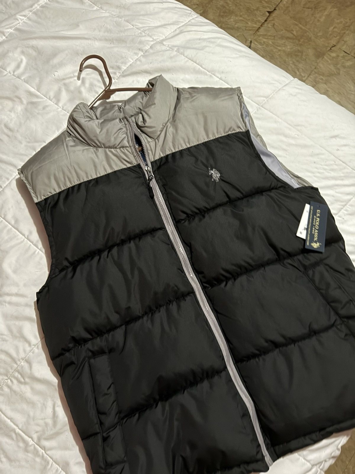 U.S. Polo Assn. Polo U.S Assn. Black & Grey Vest Size US L / EU 52-54 / 3 - 1 Thumbnail