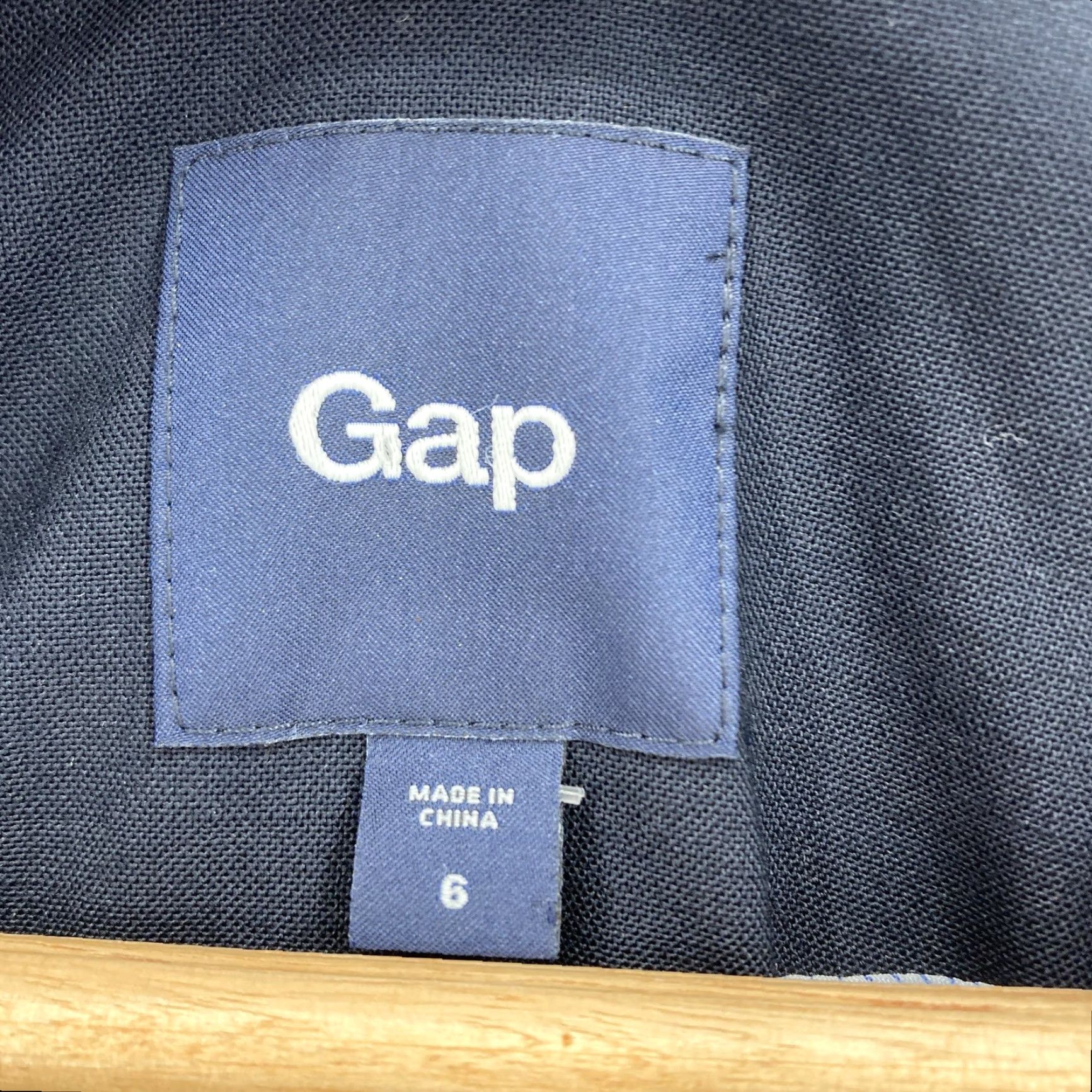Gap Gap Blazer Womens 6 Navy Wool Blend 2 Button Lined Tailored Jacket Office Work Ladies Long Sleeve Regular Fit Size M / US 6-8 / IT 42-44 - 4 Thumbnail