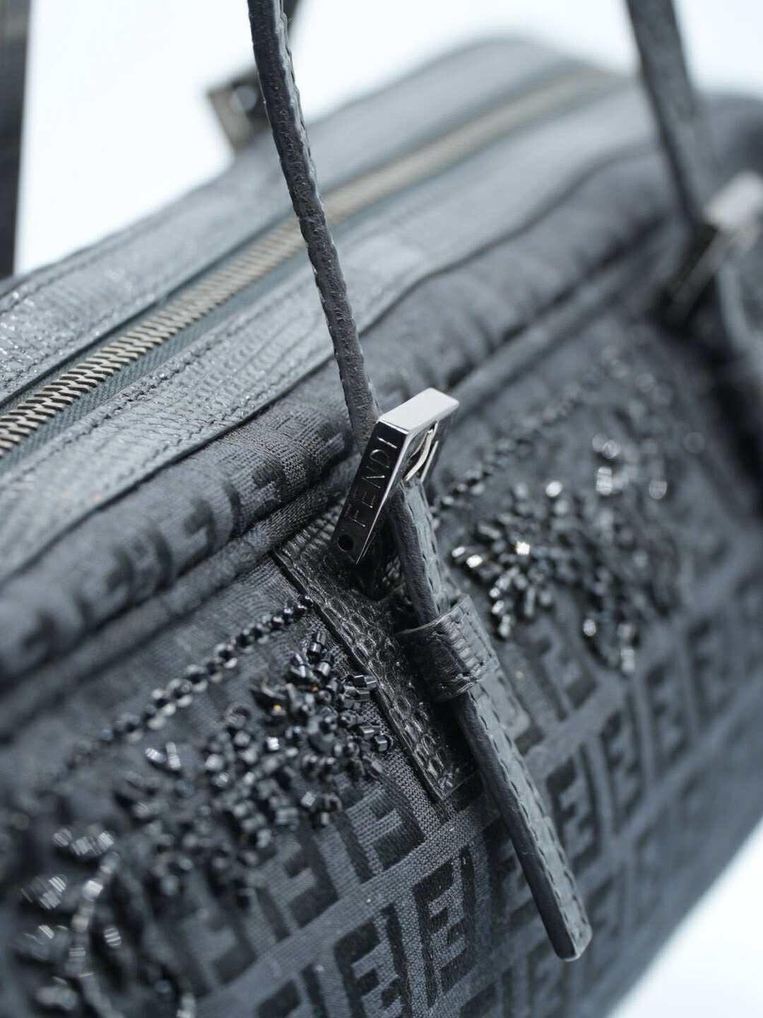 Fendi Fendi Black Mamma Baguette Sequined Shoulder Bag Size ONE SIZE - 7 Thumbnail