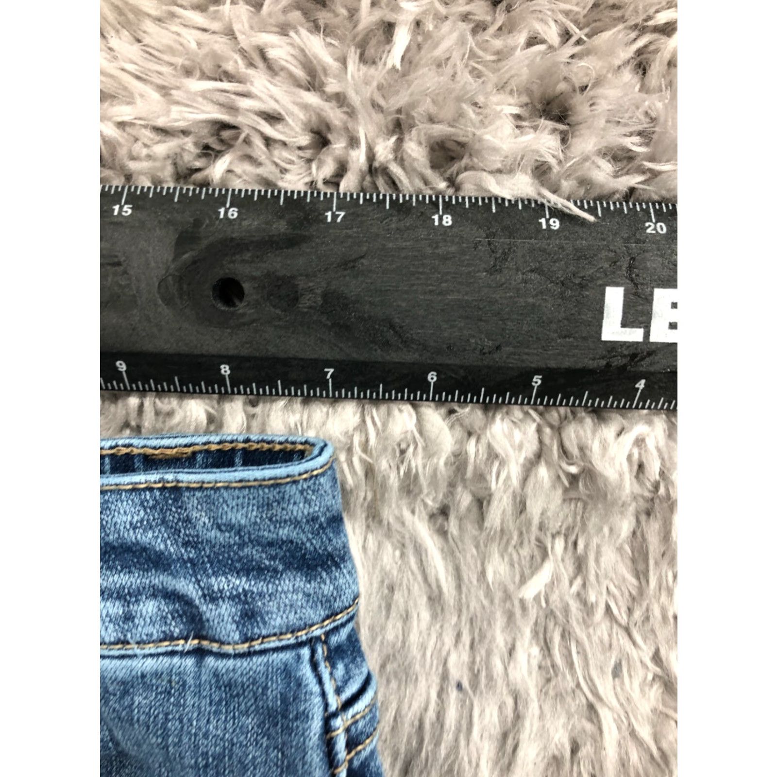 Vintage Time and TRU High Rise Skinny Jeans Plus Size 18 Womens Medium Wash Blue Denim 5-Pocket Design Zip Button Zipper Belt Loops Cotton Vintage No Size 40" / US 18 - 2 Thumbnail