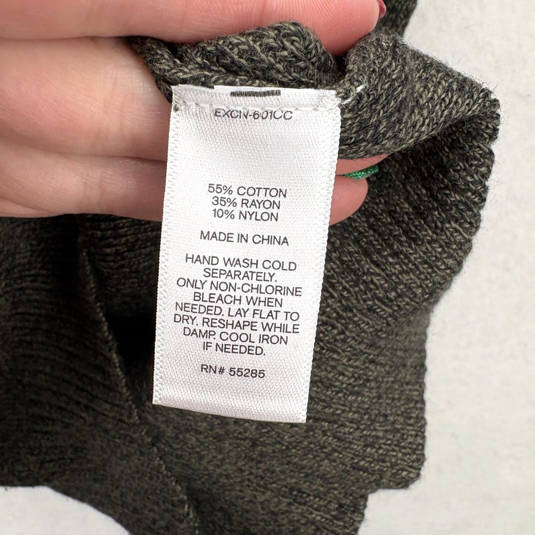 Express Express Sweater Womens Small Gray Green Deep V Neck Long Sleeve Knit Pullover Size S / US 4 / IT 40 - 5 Thumbnail