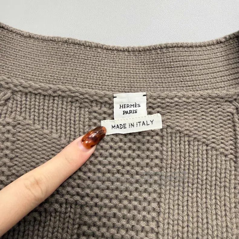 Hermes Hermes Gray beige wool cardigan, drop shoulder style Size XS / US 0-2 / IT 36-38 - 5 Thumbnail