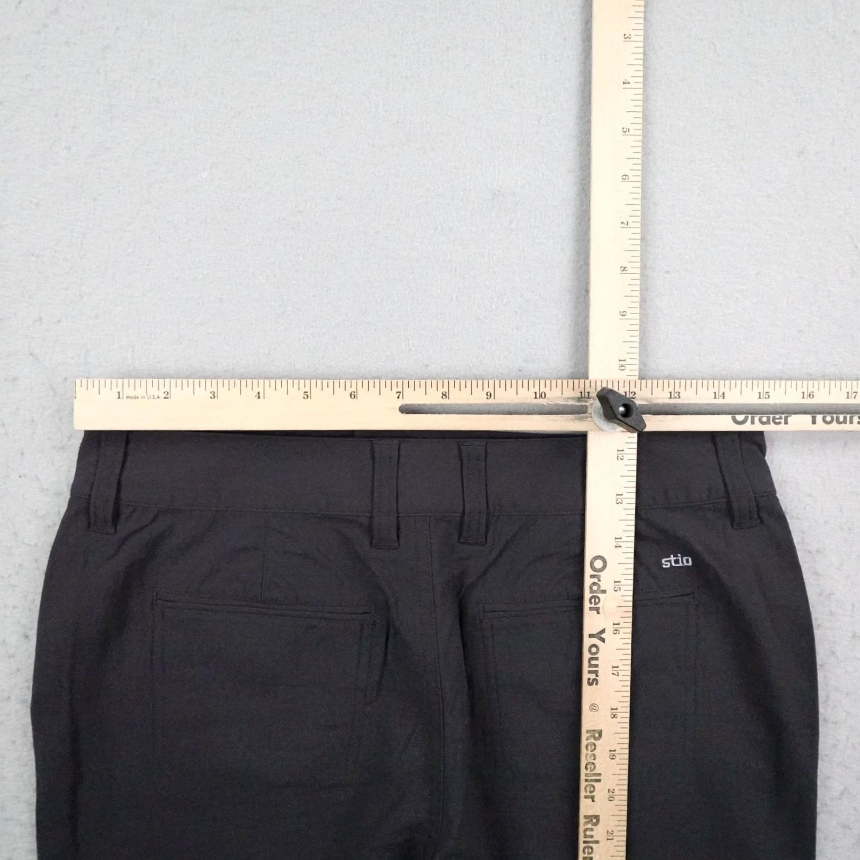 Vintage Stio Shorts Womens 4 Black Chino Lightweight Stretch Hiking Trail Quick Dry Flex Size 27" / US 4 / IT 40 - 5 Thumbnail