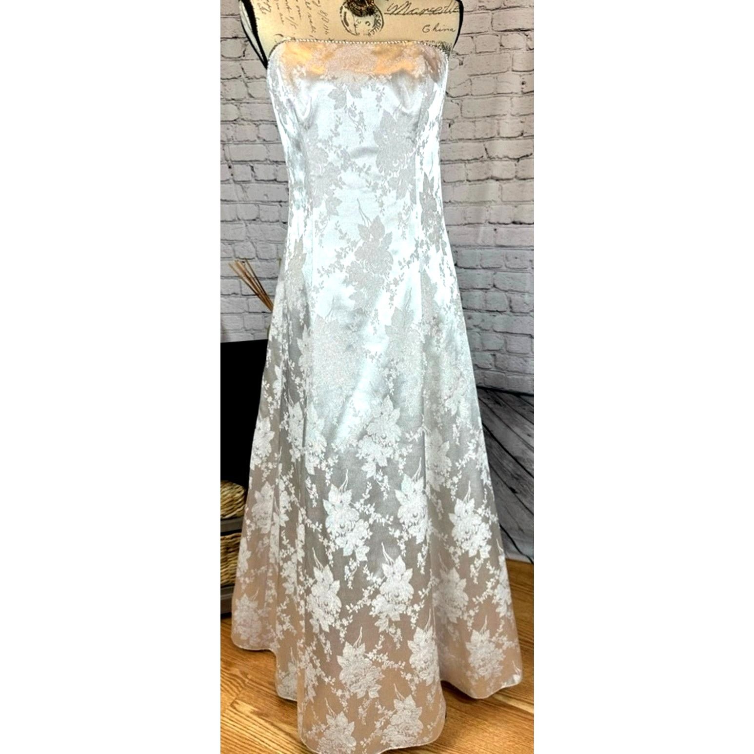 Other Jump Apparel Co Wendye Chaitin White Gown 9/10 Jr 8 Women’s Size M / US 6-8 / IT 42-44 - 2 Thumbnail