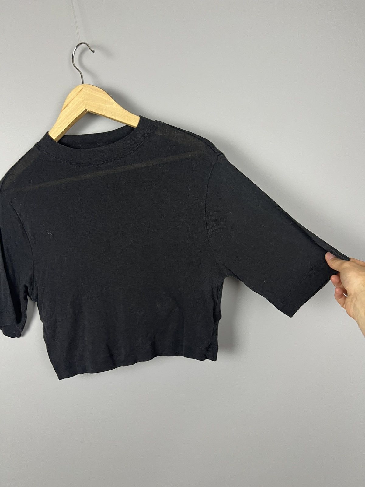 Guess (XS-S) GUESS back print tee Size S / US 4 / IT 40 - 5 Thumbnail