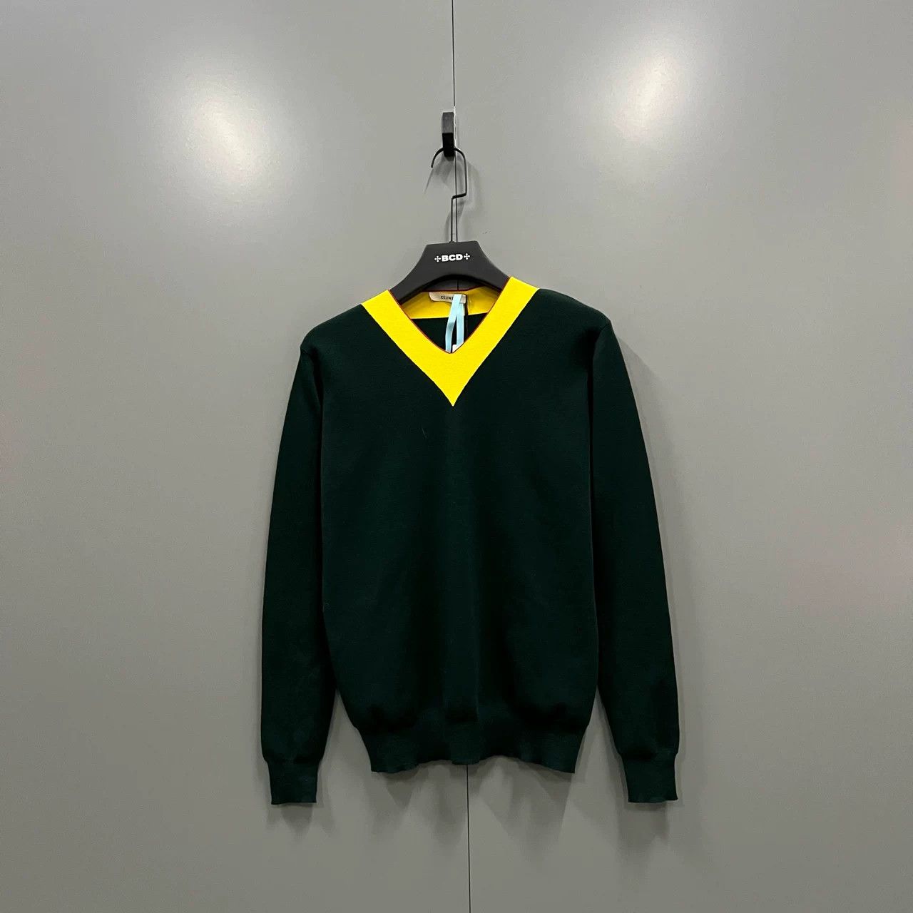 Celine Celine Colorblock V-Neck Knit Sweater Size M / US 6-8 / IT 42-44 - 1 Thumbnail