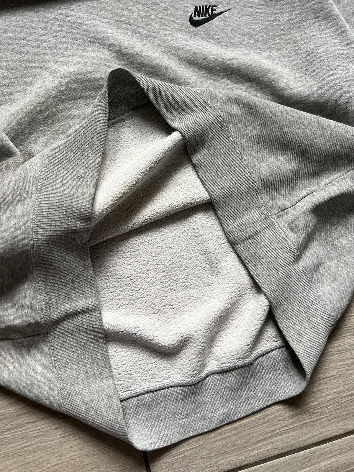Nike 🩶Nike Vintage Sweatshirt Mini Logo Designer 90s Size US L / EU 52-54 / 3 - 13 Thumbnail