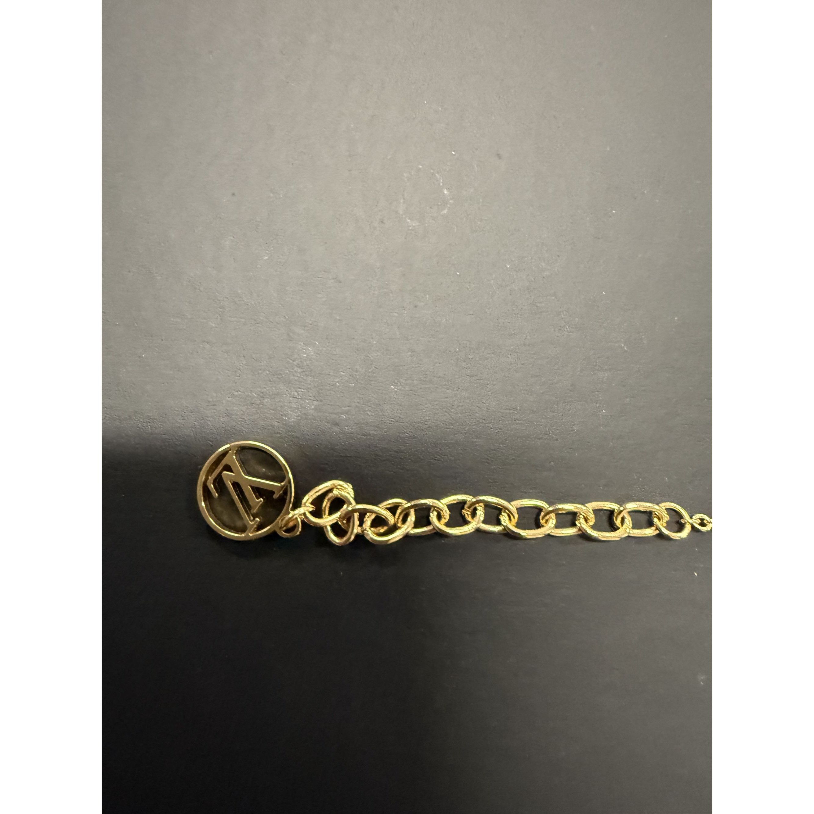 Louis Vuitton Louis Vuitton Gold-Tone Bracelet With LV Logo & Flower Charm Size ONE SIZE - 5 Thumbnail