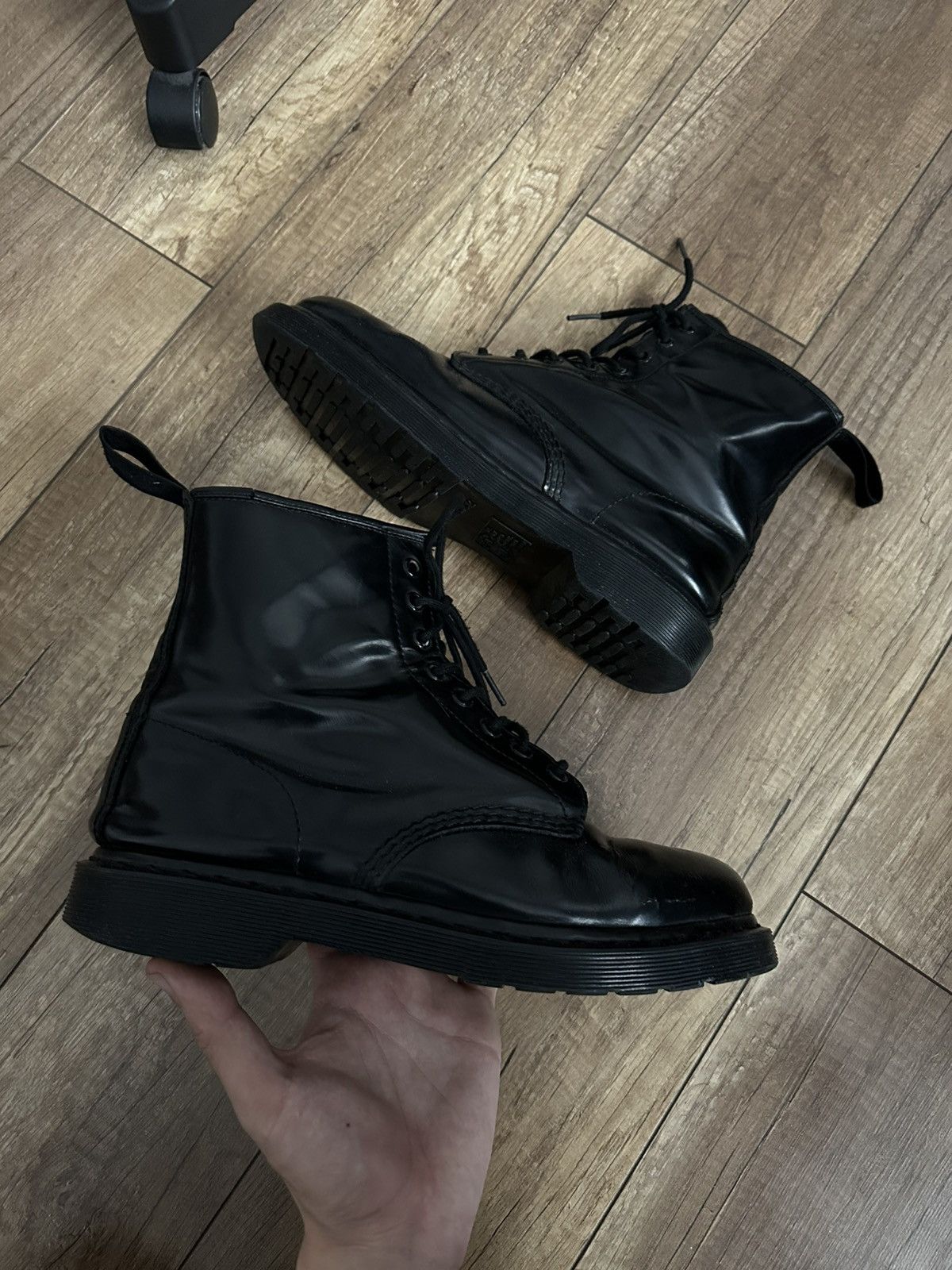 Dr. Martens Dr Martens Black Leather Boots High Top Size US 10 / EU 43 - 2 Thumbnail