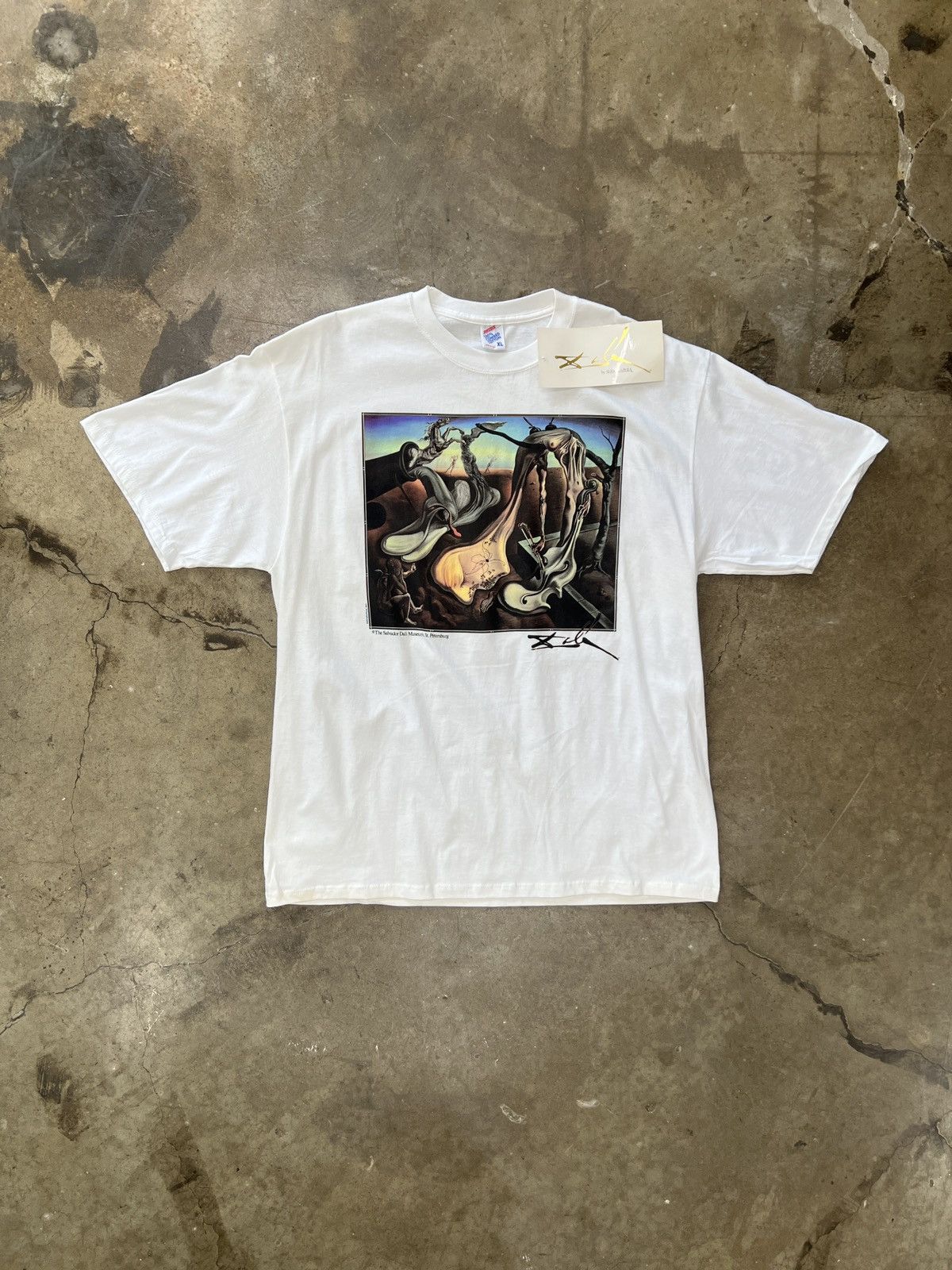 Vintage Vintage Salvador Dali The Persistence of Memory Art Tee XL Size US XL / EU 56 / 4 - 2 Thumbnail