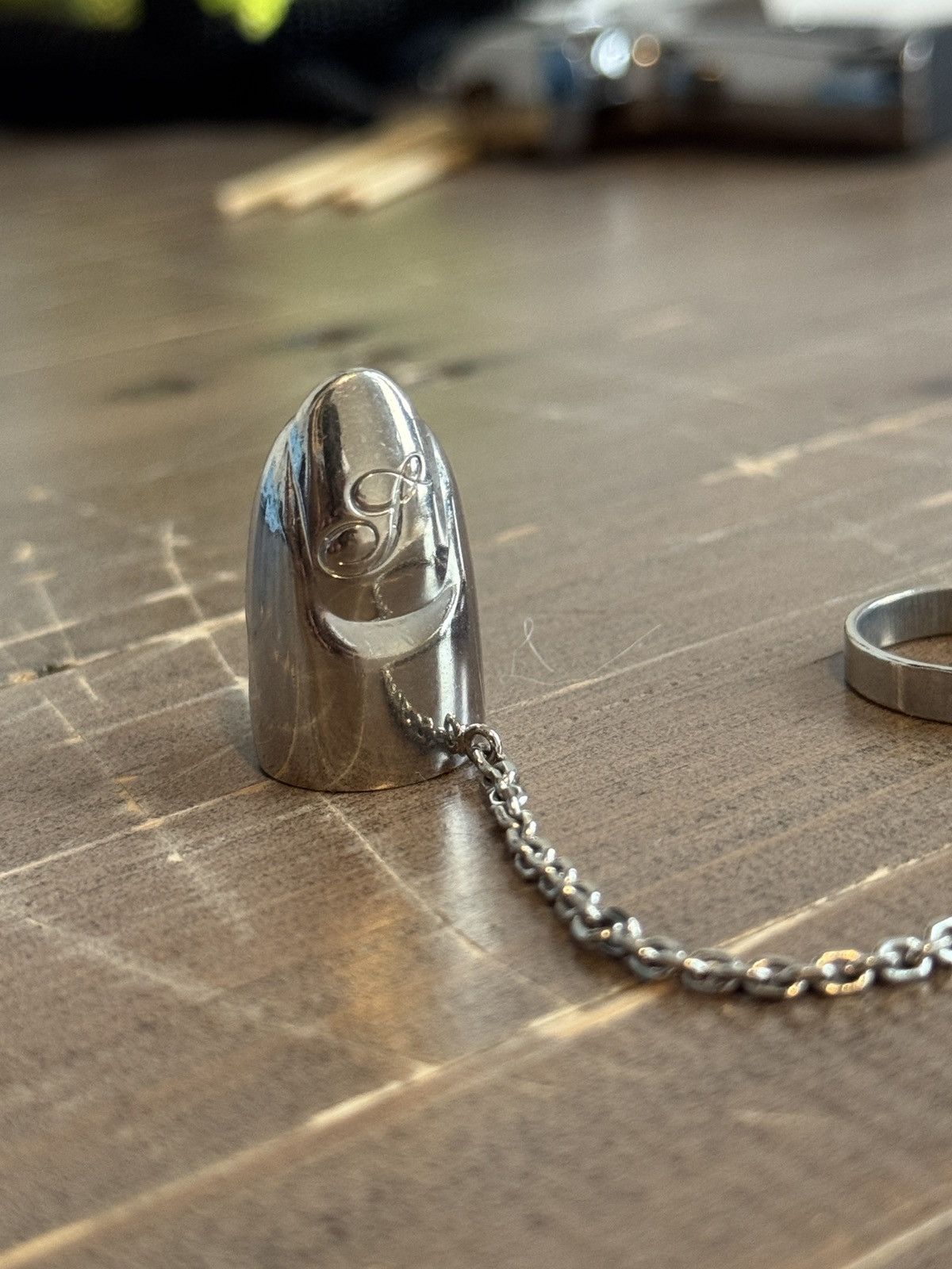 Takahiromiyashita The Soloist. Takahiromiyashita The Soloist Fingertip Ring Size ONE SIZE - 3 Thumbnail