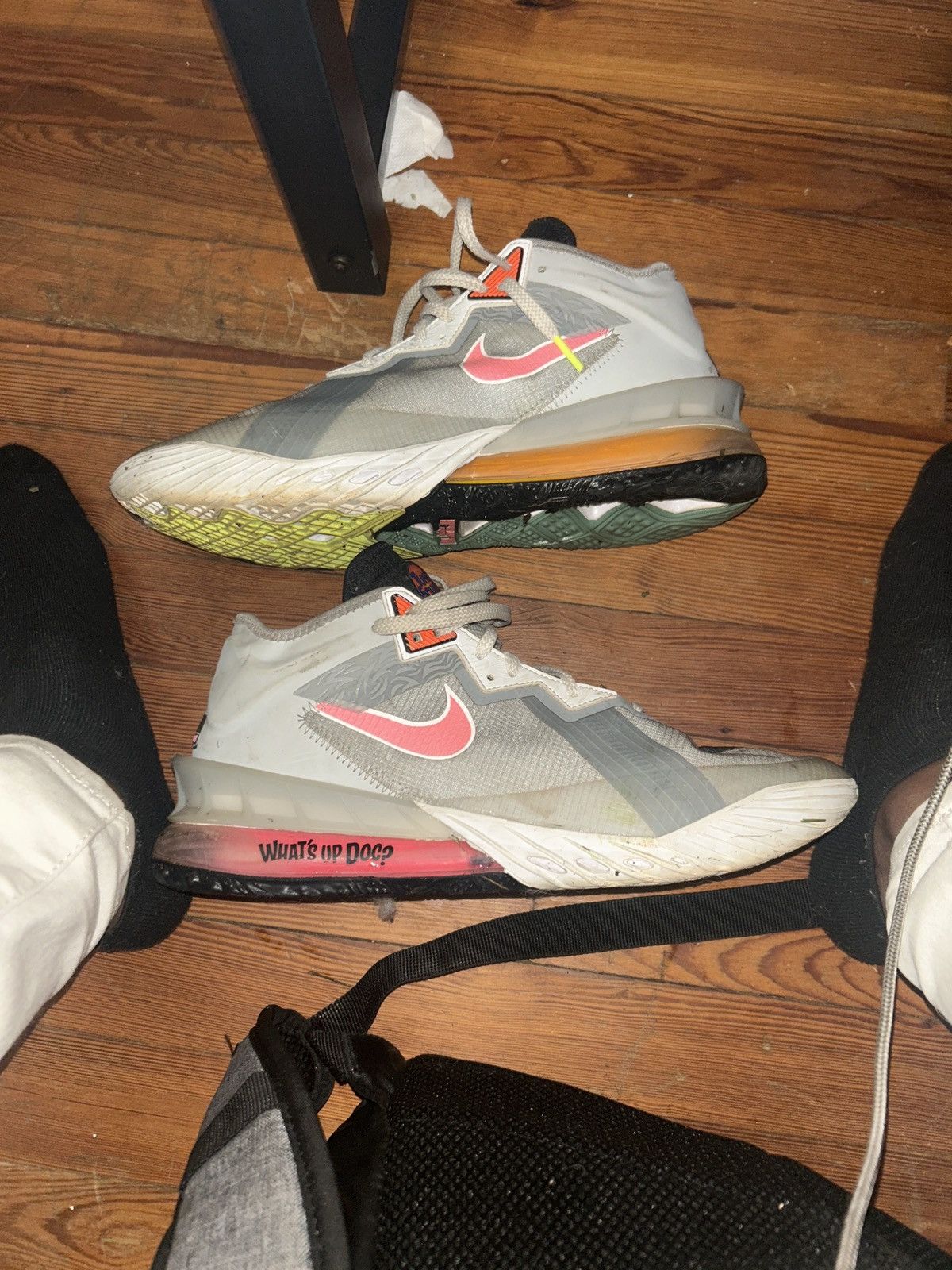 Other Nike LeBron 18 Low 'Bugs vs Marvin' LightSmokeGrey/Green Size US 12.5 / EU 45-46 - 1 Thumbnail