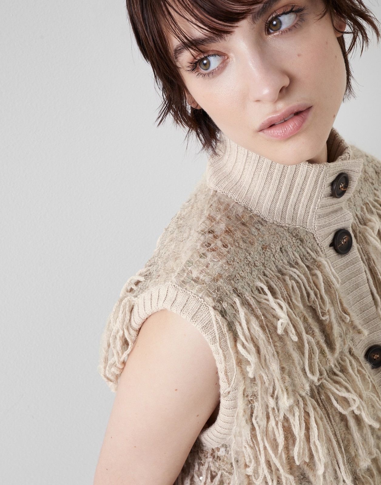 Brunello Cucinelli o1la1rc1a0225 Vest With Fringes in Beige Size XL / US 12-14 / IT 48-50 - 3 Thumbnail