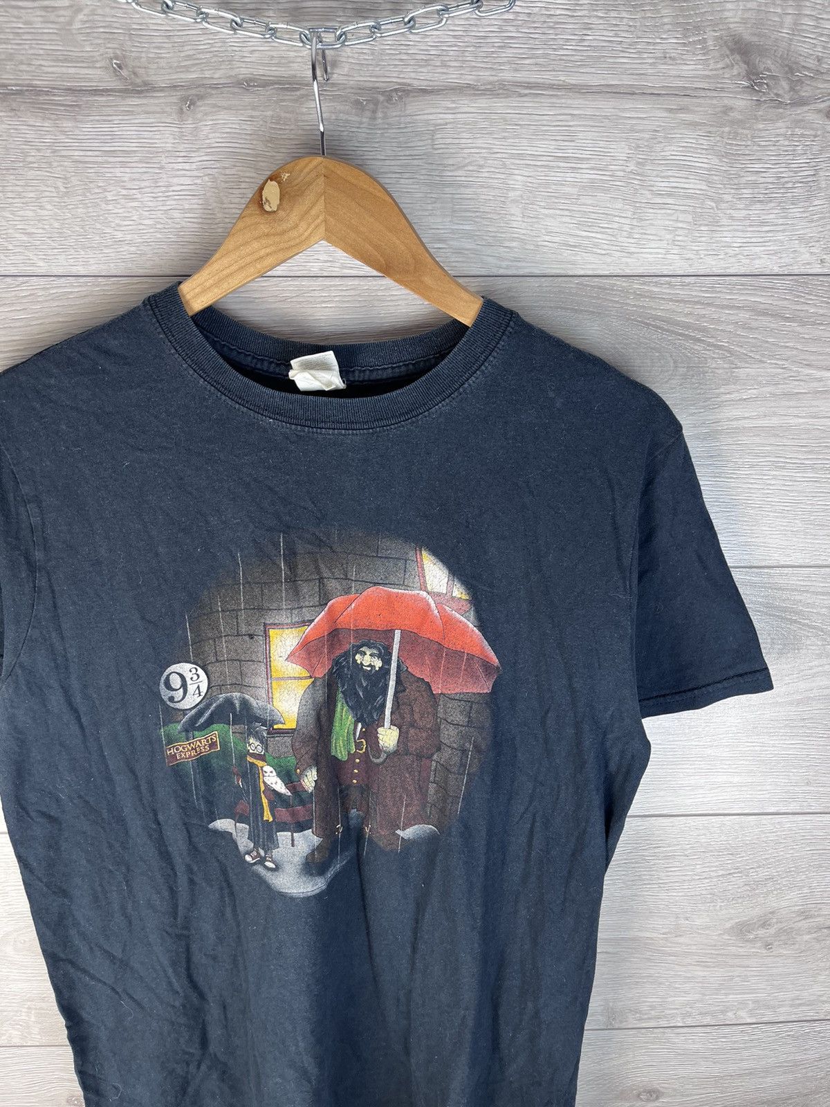 Fruit Of The Loom Vintage men’s Harry Potter merch size M Size US M / EU 48-50 / 2 - 4 Thumbnail