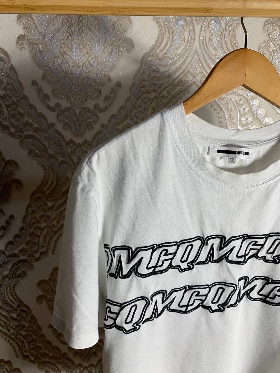 Vintage ALEXANDER MCQUEEN T-SHIRT BIG LOGO JAPAN STYLE Y2K LUXURY Size US XL / EU 56 / 4 - 3 Thumbnail