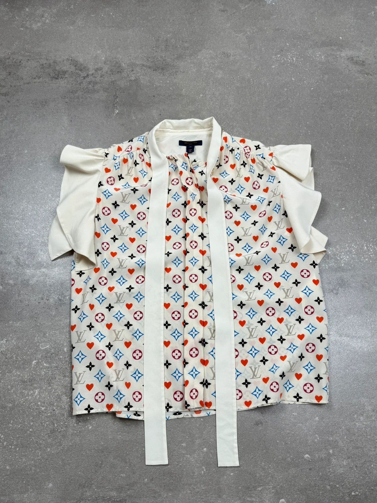Louis Vuitton Louis Vuitton blouses shirt monogram luxury for Japan 21ss Size L / US 10 / IT 46 - 1 Thumbnail
