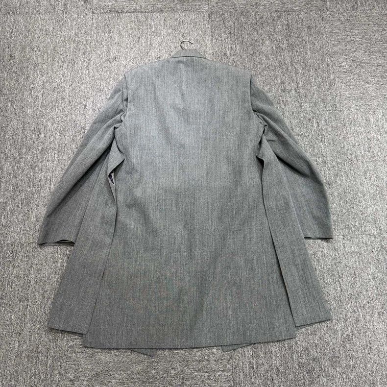 Louis Vuitton Louis Vuitton Two-in-one suit coat Size US L / EU 52-54 / 3 - 5 Thumbnail