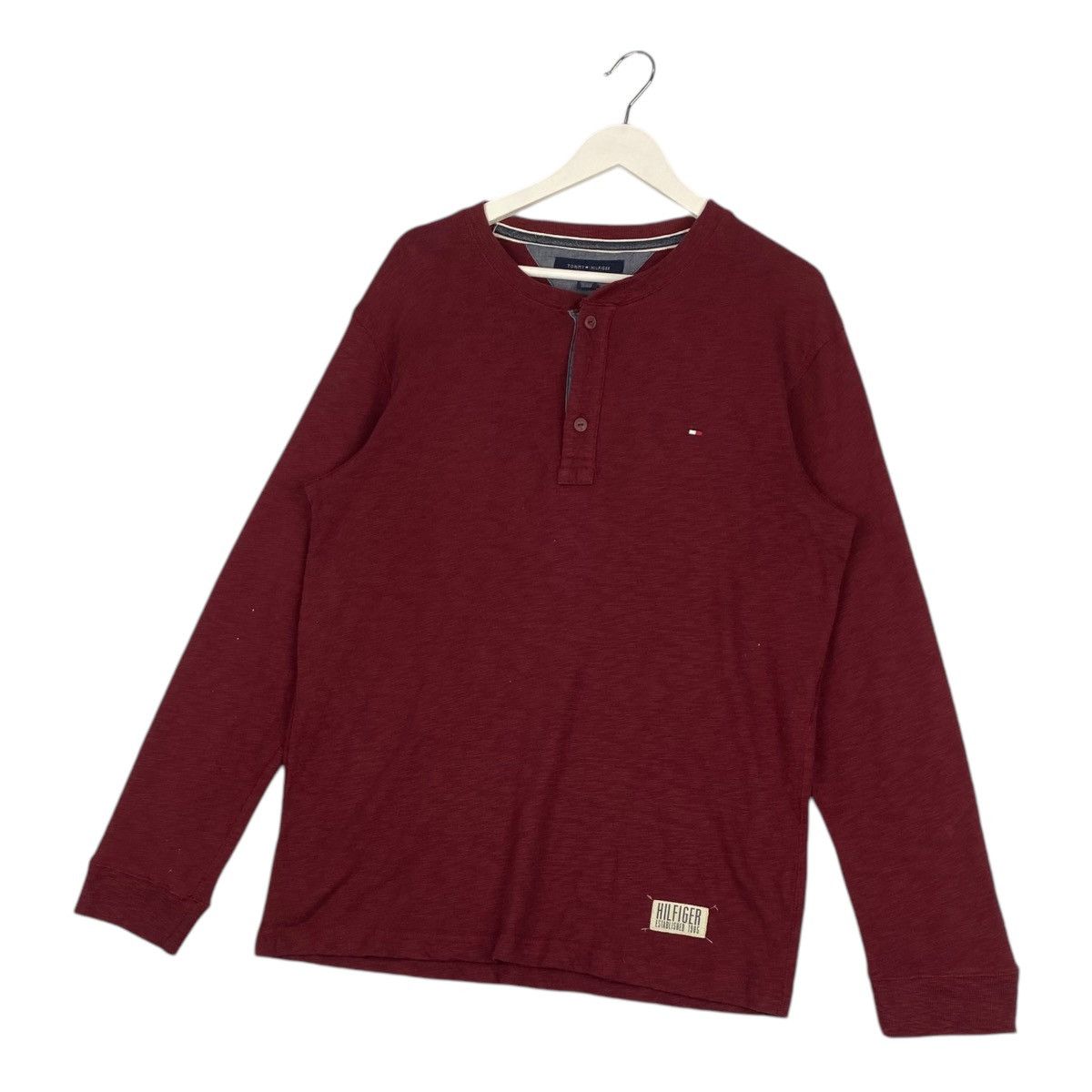 Tommy Hilfiger × Vintage Vintage Tommy Hilfiger Long Sleeve T-Shirt Embroidered Red Size US M / EU 48-50 / 2 - 2 Thumbnail