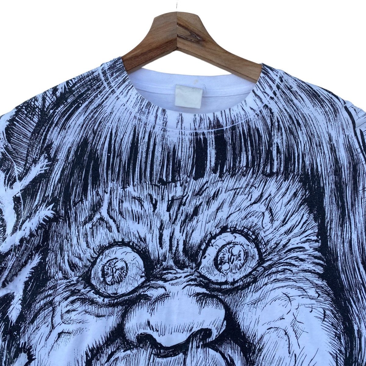 Japanese Brand × Vintage VINTAGE NICE GRAPHIC AOP T SHIRT Size US M / EU 48-50 / 2 - 3 Thumbnail