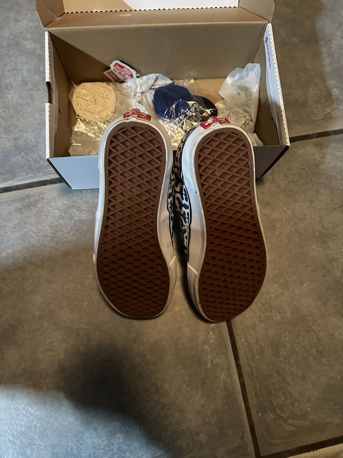 Supreme Supreme Vans Size US 8 / EU 41 - 5 Thumbnail