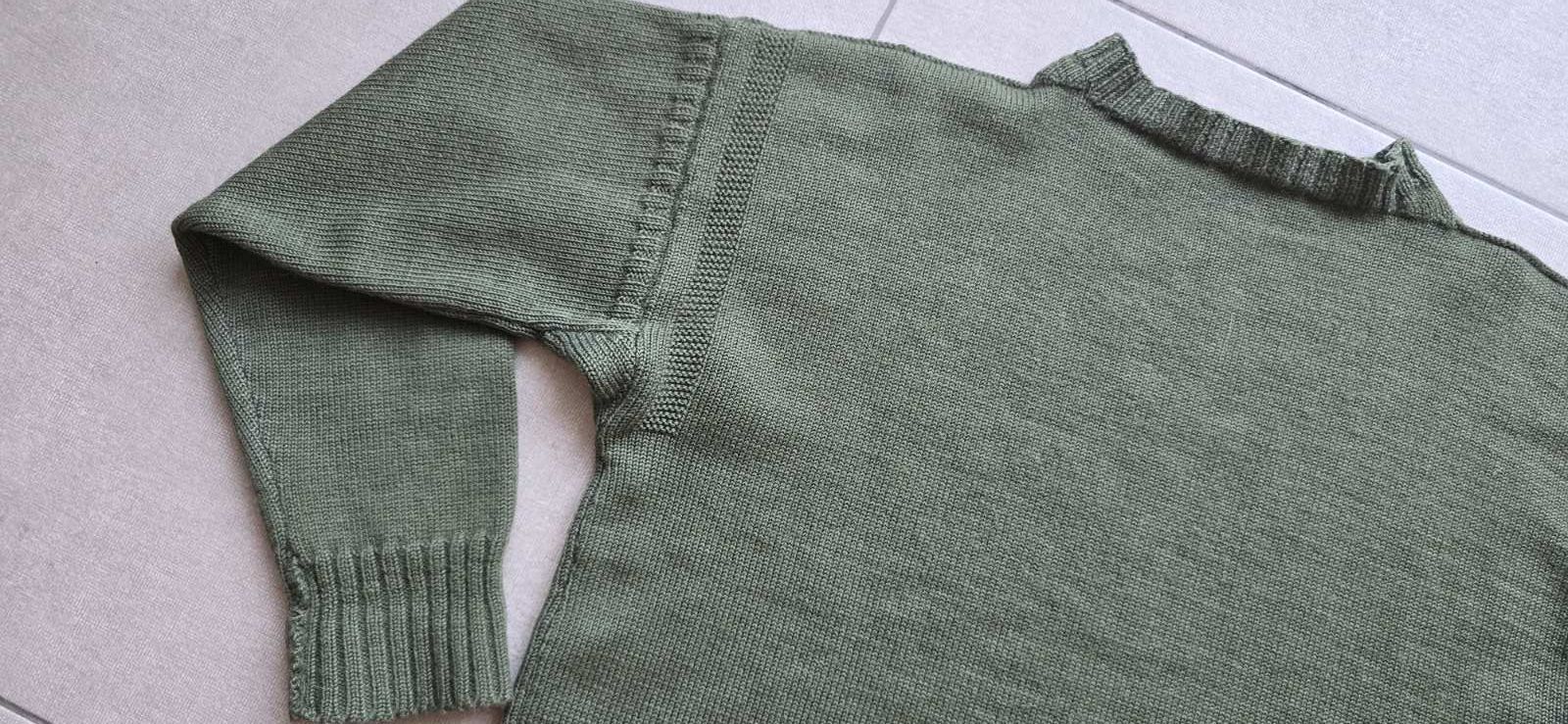 Le Tricoteur Guernsey VTG by LE TRICOTEUR Traditional Guernsey Sweater Green Wool Size US M / EU 48-50 / 2 - 4 Thumbnail