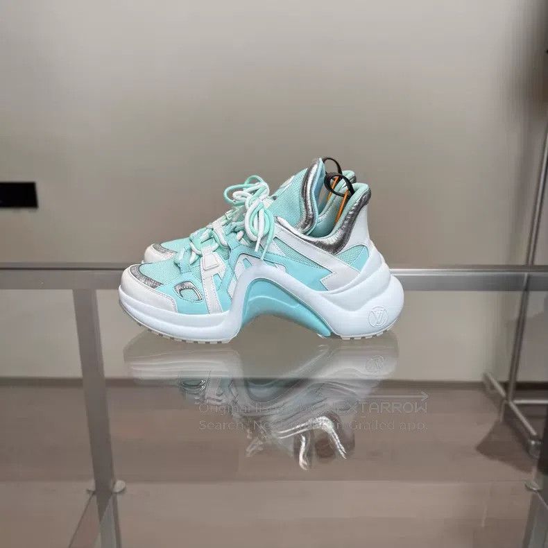 Louis Vuitton Louis Vuitton Archlight 1.0 Mint Green shoes Size US 8 / IT 38 - 3 Thumbnail