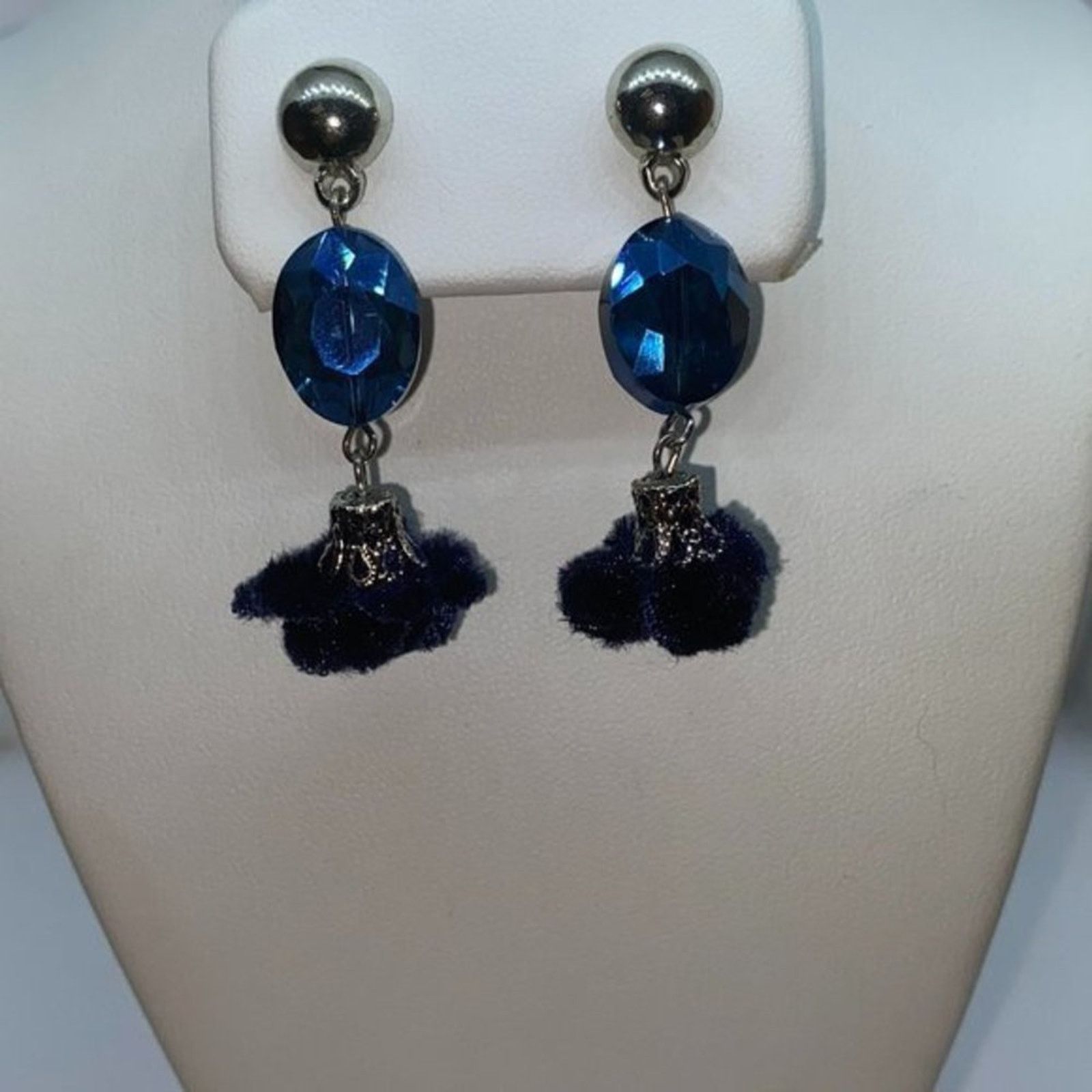 Handmade Silver-Tone Blue Beaded & Pom-Pom Dangle Earrings Size ONE SIZE - 1 Thumbnail